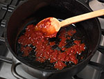 Обжариваем томантую пасту